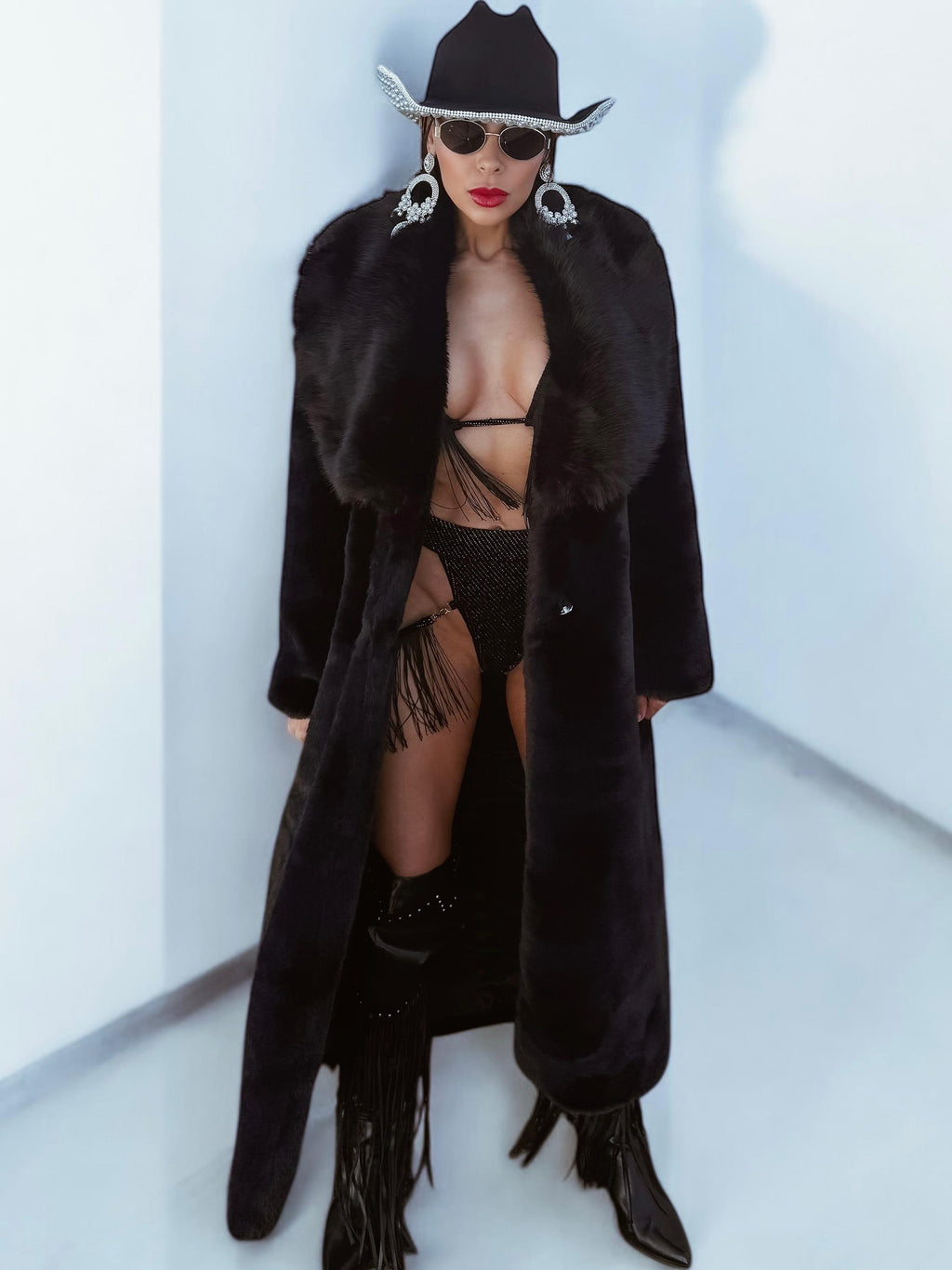 Black Faux Fur Maxi Coat, Bohemian Retro Look Fur Coat, Western Glam Maxi Coat, Festival Fur Coat, Fur Winter Coat, Cowgirl Maxi Jacket,