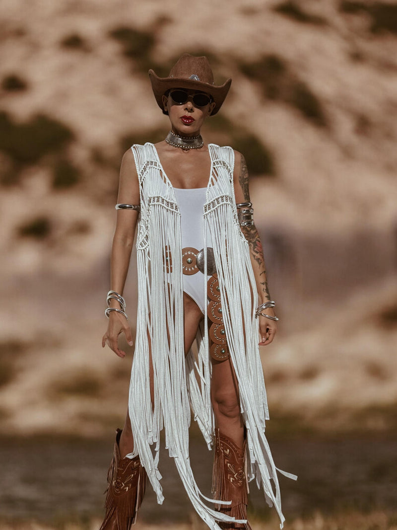 White Fringe Macrame Vest, Cowgirl Bridal Fringe Jacket, Western Fringe Vest, Country Girl Cowgirl Vest, Barn Wedding Bridal Outfit